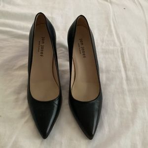 Women’s Jon Josef Black Pumps Sze 7.5